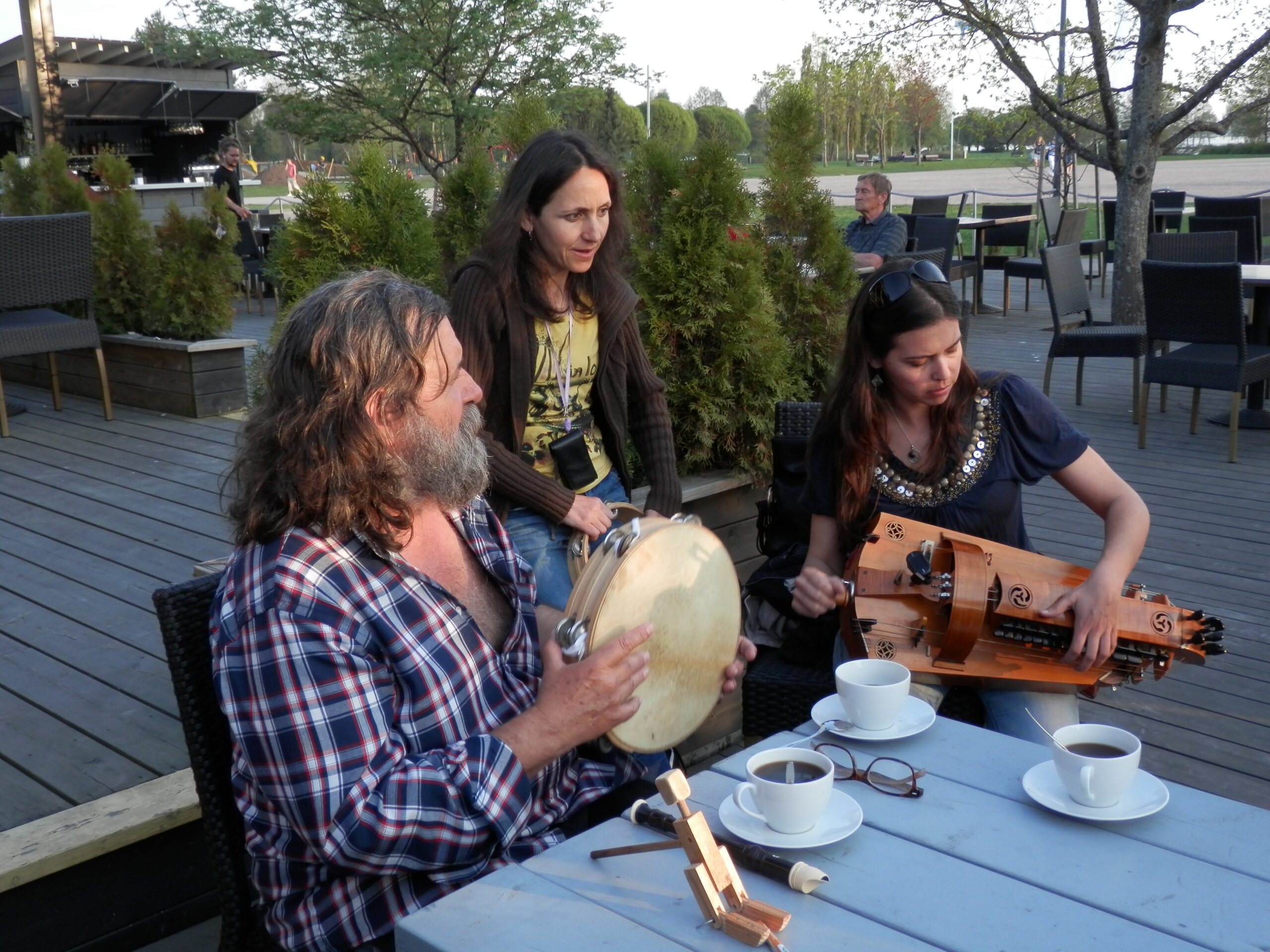 OLYMPUS DIGITAL CAMERA